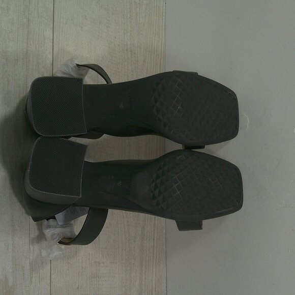 Aerosoles Eliza Black Leather Sandals with Gold Buckle block heel Size 10 W Wide - Picture 16 of 16